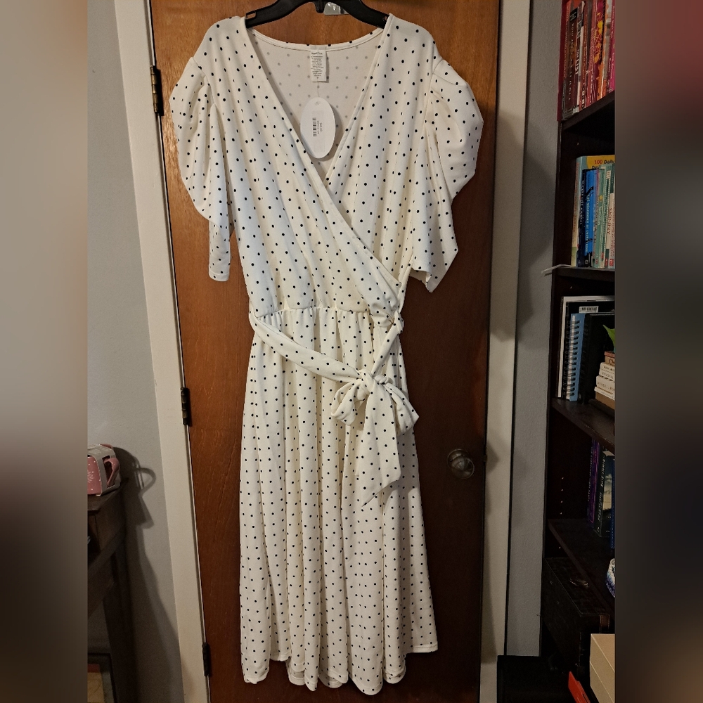 Boutique Plus White w/ black dot dress